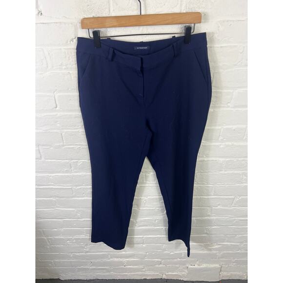 Jones New York Women's Tapered Leg Stretch Dress Pant Flat Front Navy Size 6 - Picture 1 of 5